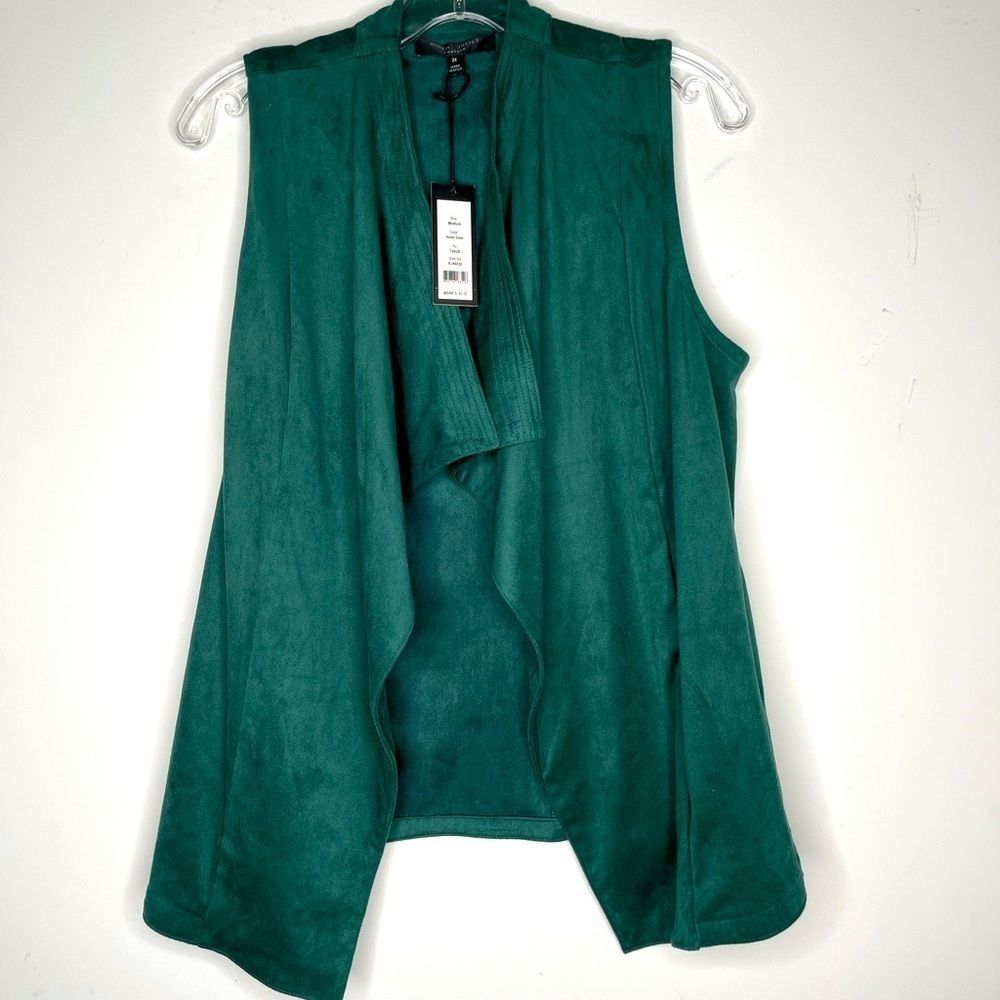 Romeo and Juliet Hunter Green Vest Size: M